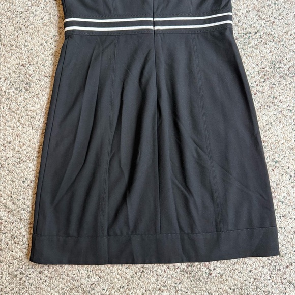White House Black Market Sleeveless Split Neck Built-in Belt Sheath Dress Size 8 - Picture 10 of 11